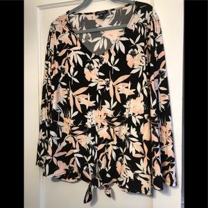 Apt. 9 Black Blush Floral V-Neck Tie-Hem Blouse